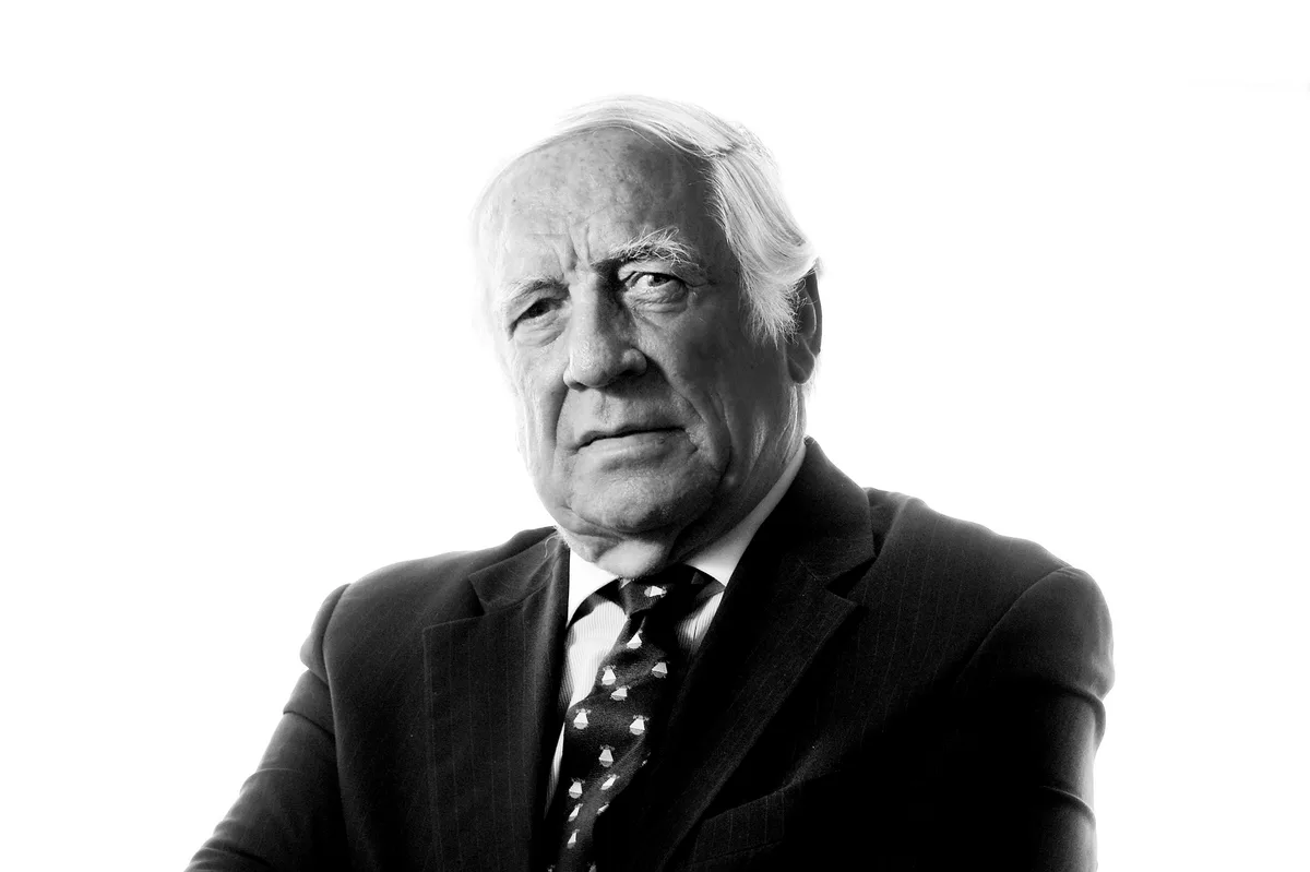 Muere Carlos Espinosa de los Monteros a los 82 años, figura clave de la empresa española y padre del ex político de Vox