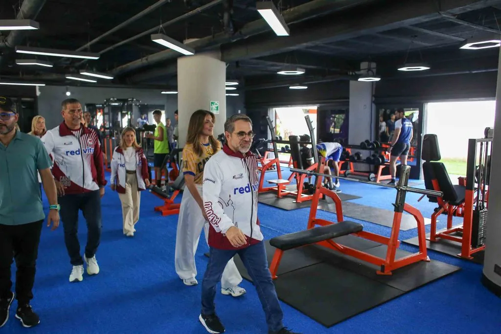 Lacava reinauguró la Villa Olímpica de Naguanagua