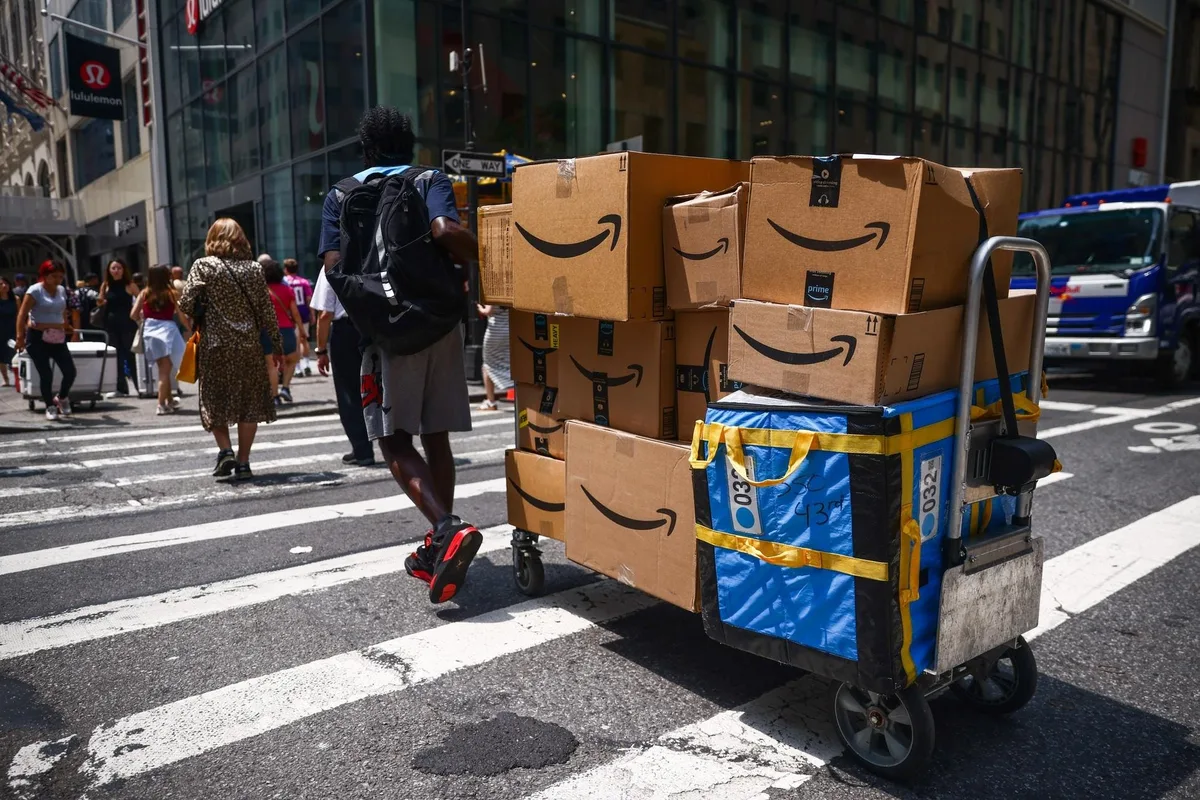 From A-Z, Mamdani’s Amazon Fight Could Reshape Last-Mile Delivery