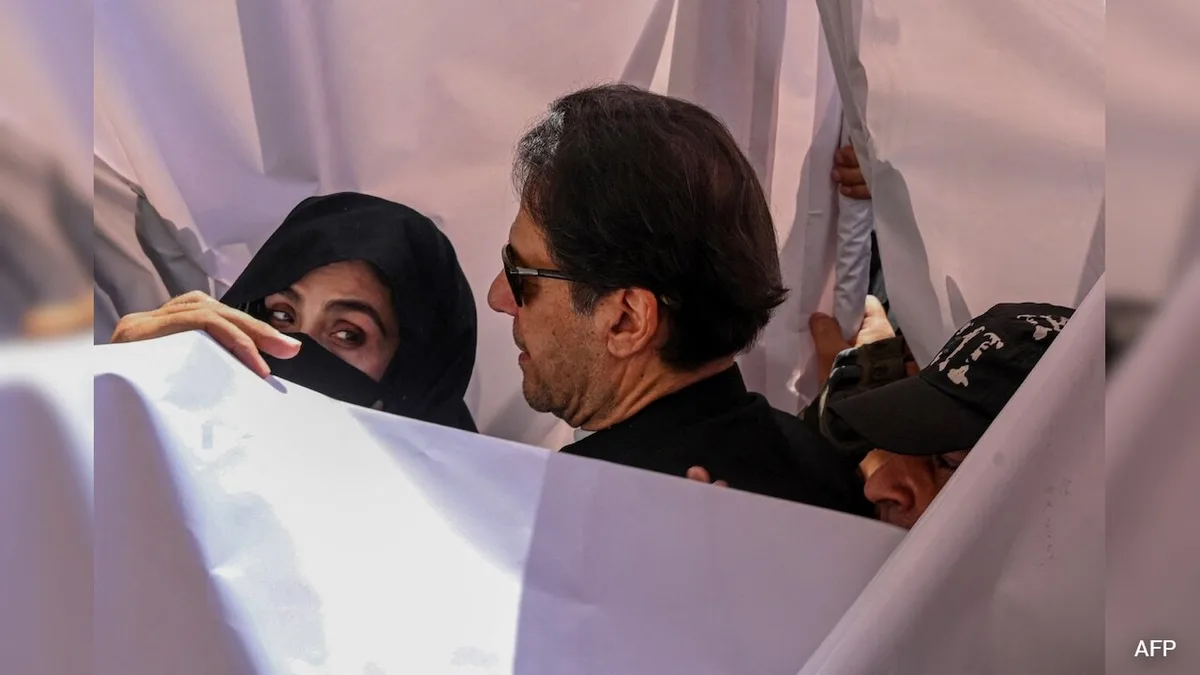 Imran Khan Meets Wife Bushra Bibi, Sister For 1st Time This Year After Court Order