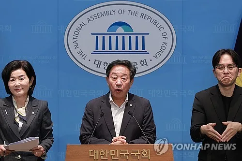 "농촌 빈집 1년 새 6천호 증가…'빈집은행' 거래는 64건에 그쳐"