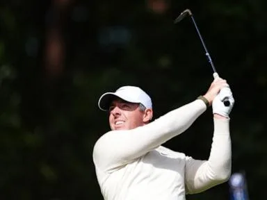 Rory McIlroy arrives in India with a new fashion style and renewed hope in Race to Dubai finale