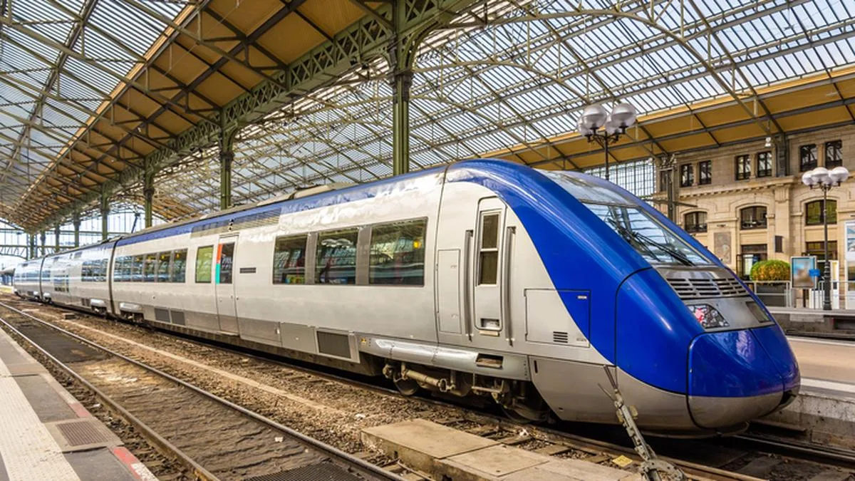 Train derails in northern France, injuring 44 people