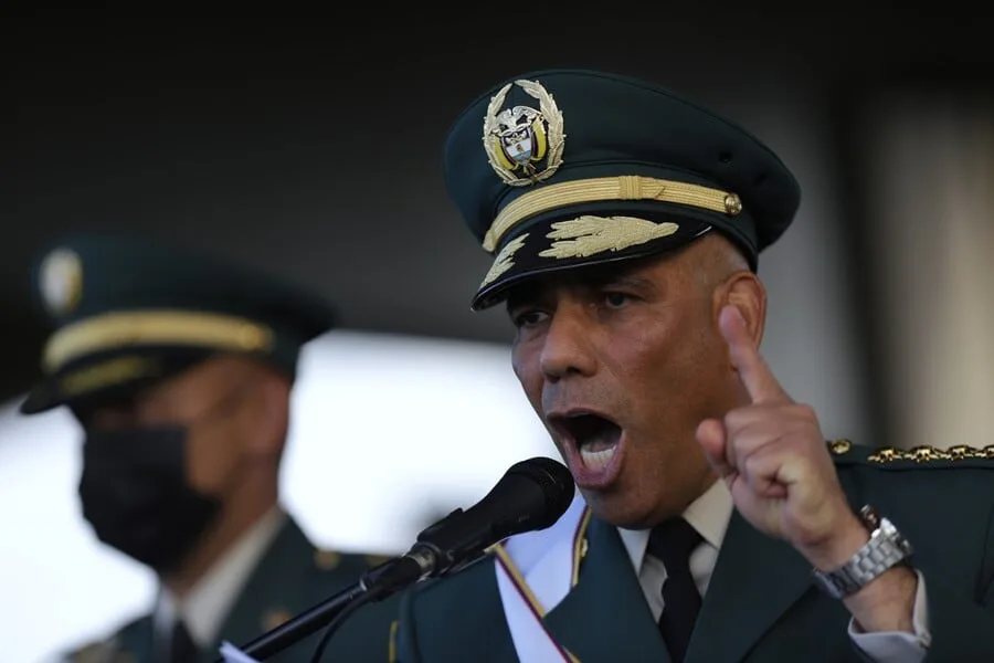 El general Eduardo Zapateiro, investigado por presunto abuso sexual, sería el nuevo jefe de seguridad de Ecopetrol