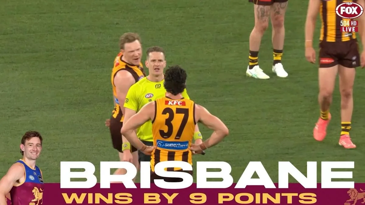 AFL chief operating officer Tom Harley defends fines for Hawthorn’s umpire approach