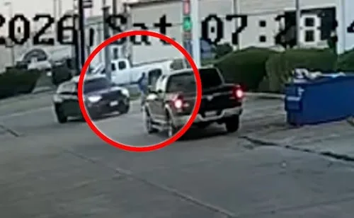 Mexicano fue arrollado "intencionalmente" por agente del ICE en Texas, denuncia abogada; tiene varias fracturas