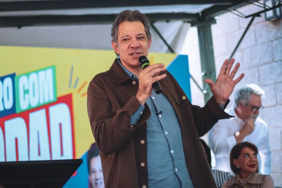 Haddad critica prioridades do governo paulista no 1º vídeo de campanha