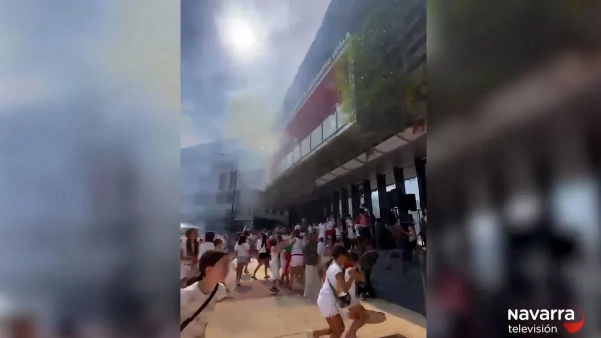 Grave accidente en el chupinazo de Noáin (Navarra): más de 40 heridos por la explosión de cohetes entre la multitud