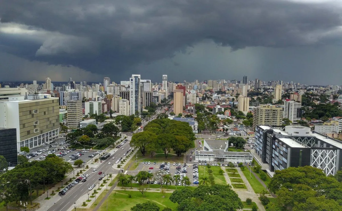 Curitiba teve apenas três dias sem chuva em setembro; veja como foi o ano até agora