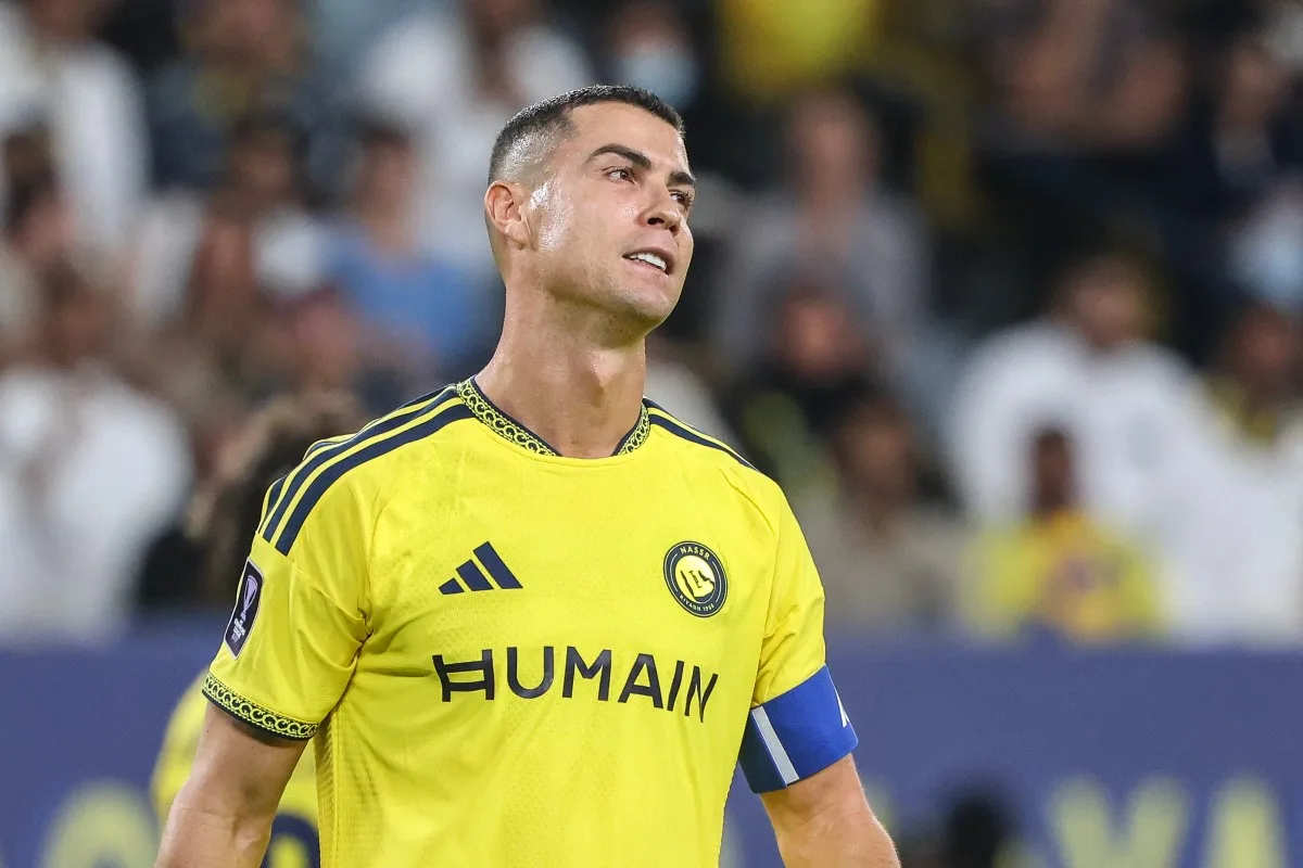 Jogo de Cristiano Ronaldo sofre atraso devido a ataque terrorista