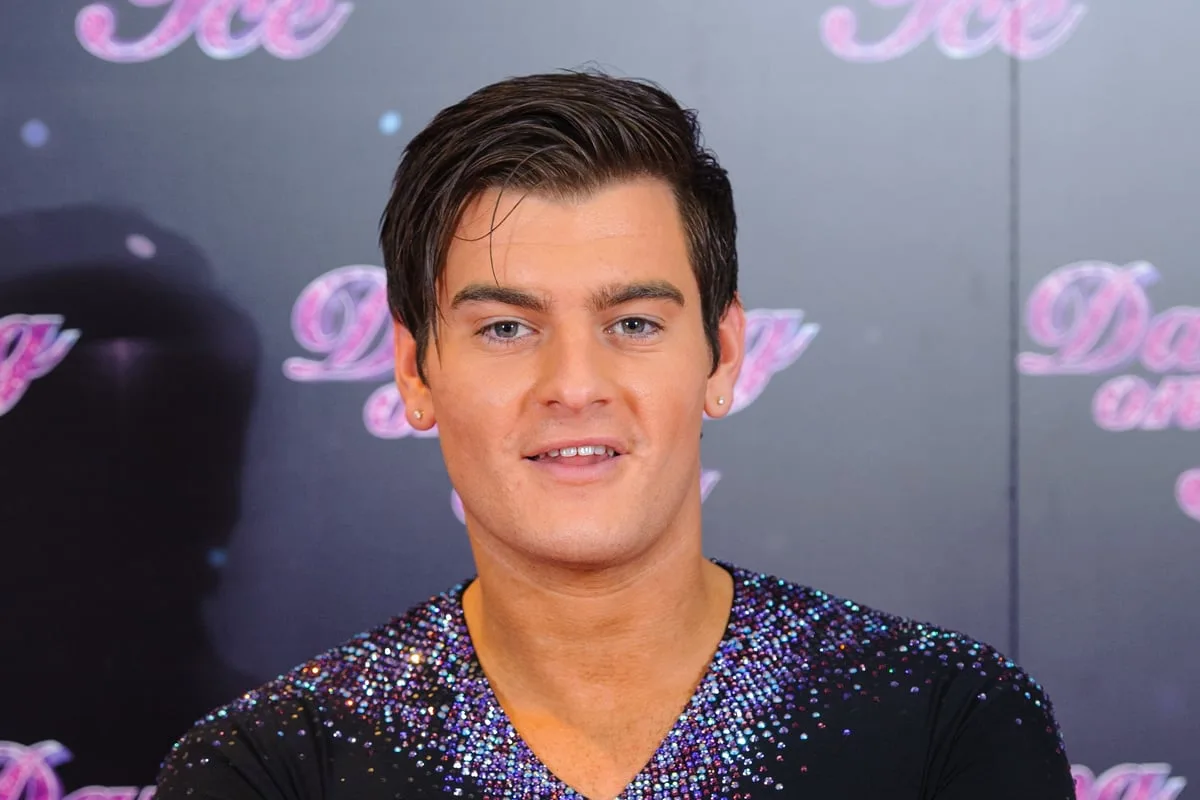 Soap star Matt Lapinskas and wife expecting first child
