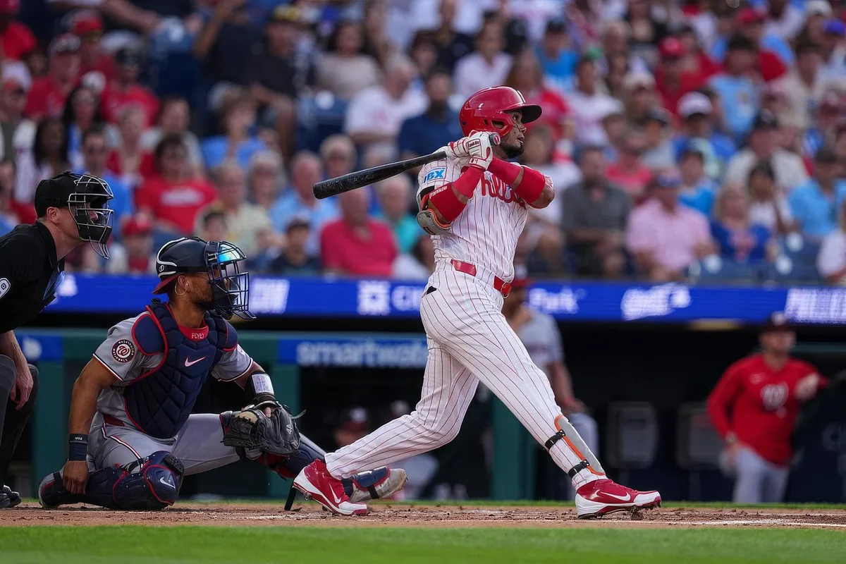 Luis Arráez busca una hazaña inédita en la MLB: ganar cuatro títulos de bateo con cuatro equipos