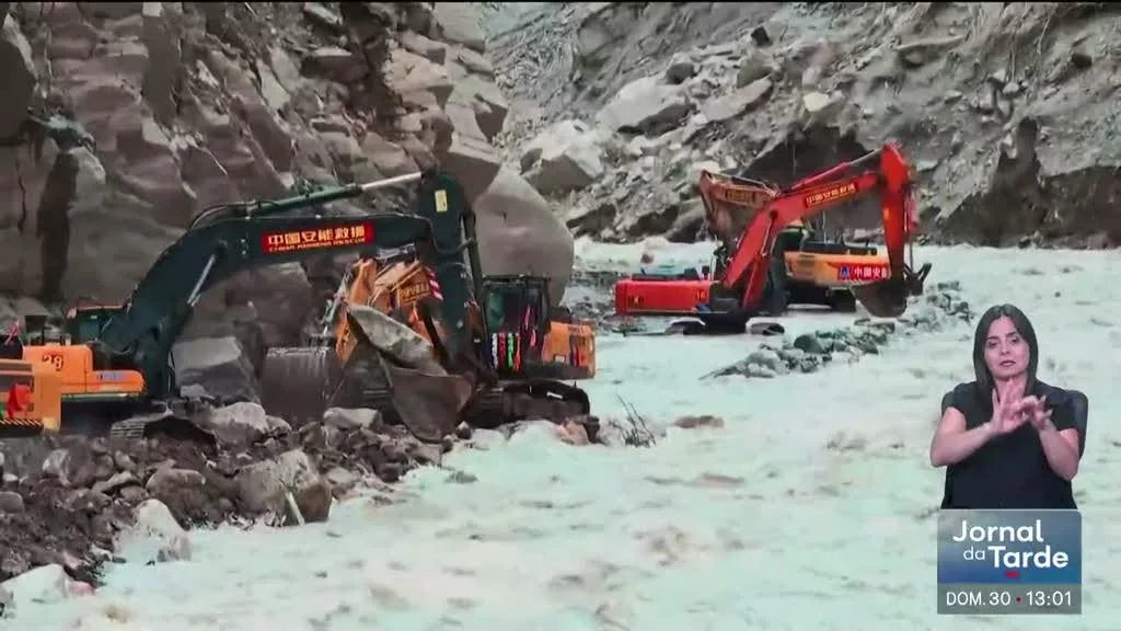 Tragédia no Nepal. Autoridades alertam para novas cheias