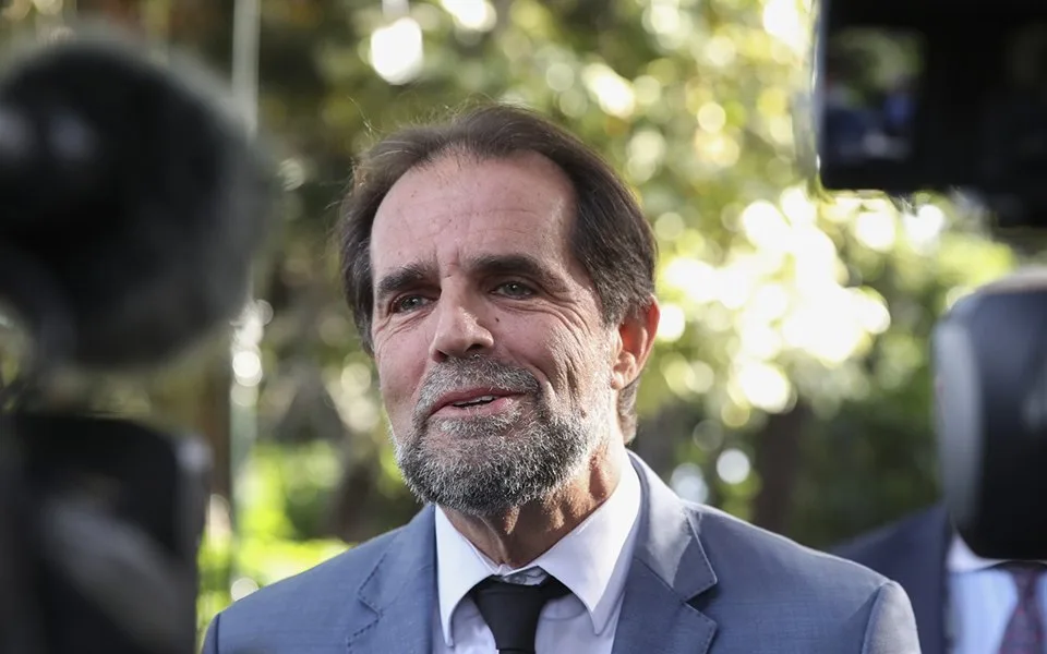 TAP: Albuquerque diz que serviço público para as regiões continuará a ser assegurado