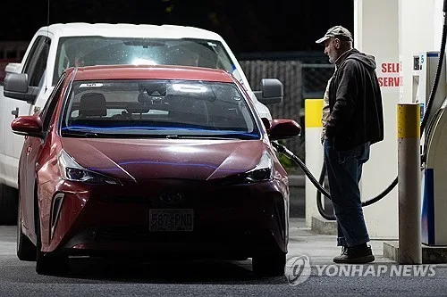 고유가 여파 美소비자심리 47.8로 급락…역대 두번째로 낮아