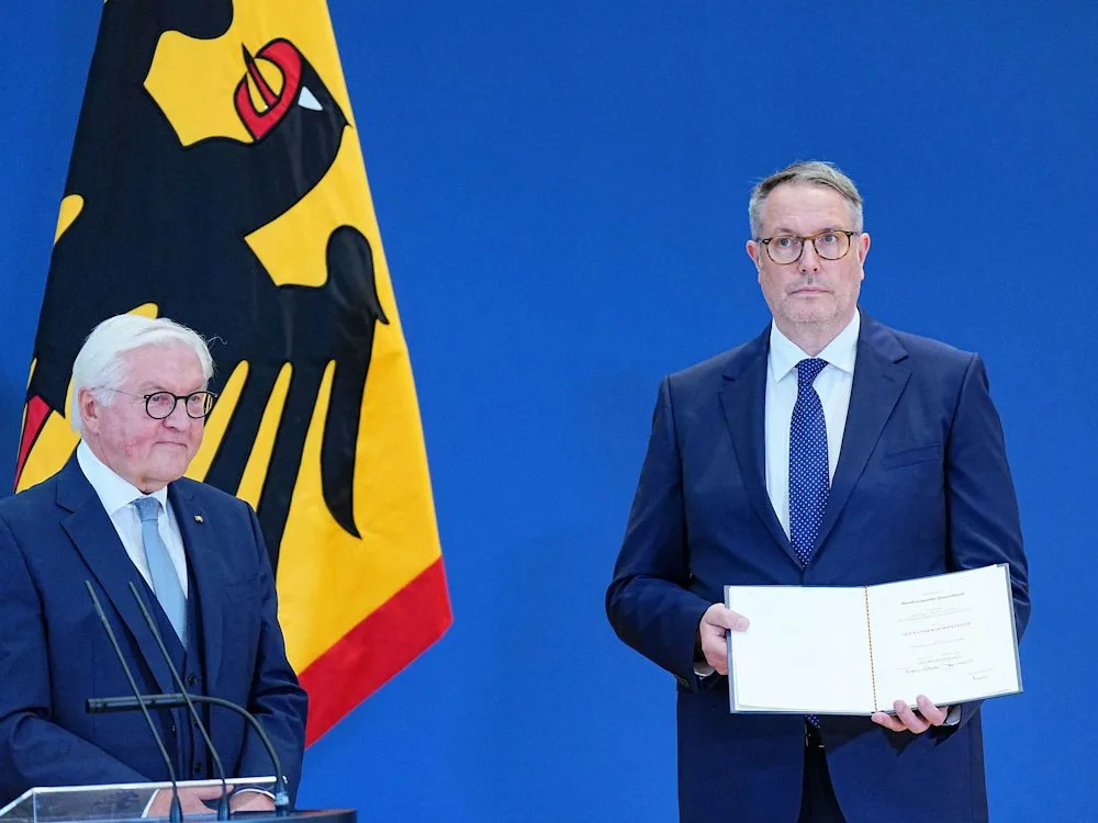 Newsblog zur Bundespolitik: Schweitzer ist neuer Arbeitsminister