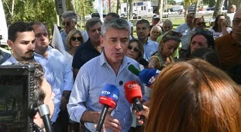Carneiro garante que propostas do PS cabem no Orçamento