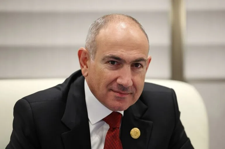 Пашинян призвал продать концессию на армянские железные дороги третьей стороне