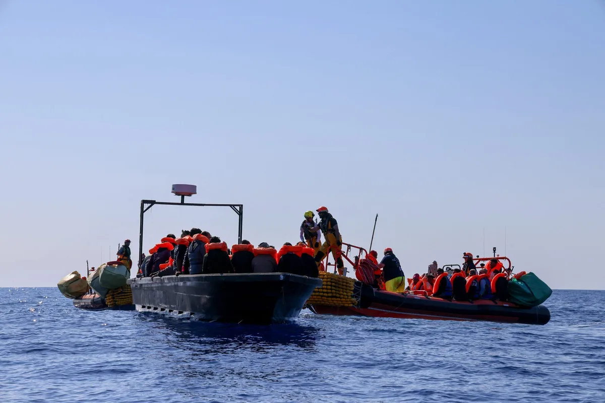 Mauritanie : plus de 160 migrants dont 17 enfants secourus après une panne en mer