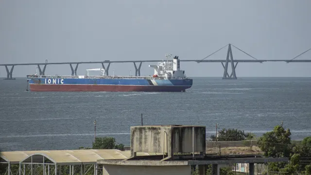 Venezuela "mantém propriedade e soberania" sobre petróleo