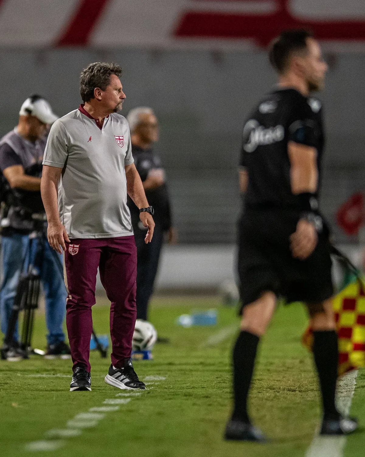 Técnico Fábio Matias gosta da competitividade do CRB e projeta briga pelo G-6