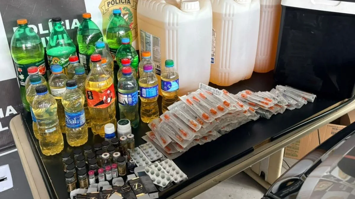 Operação revela ‘arsenal’ com centenas de seringas, remédio para emagrecer e produtos ilegais em SC e homem acaba preso