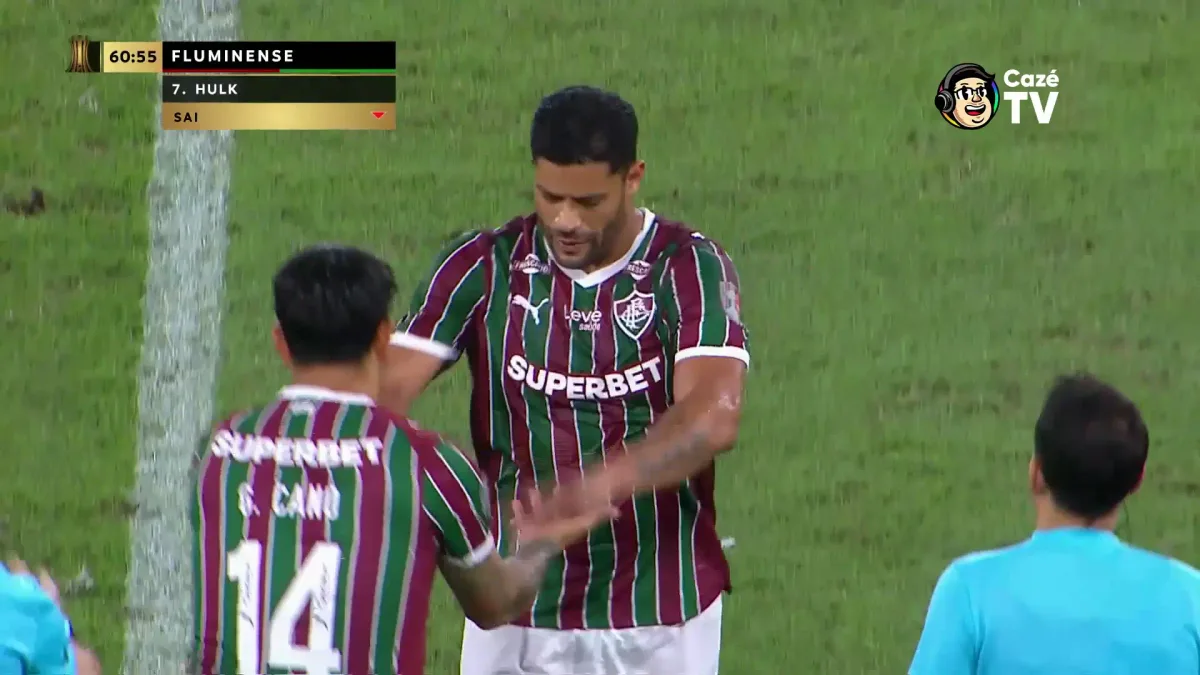 Hulk é substituído por Zubeldia e torcida do Fluminense vaia o jogador; veja