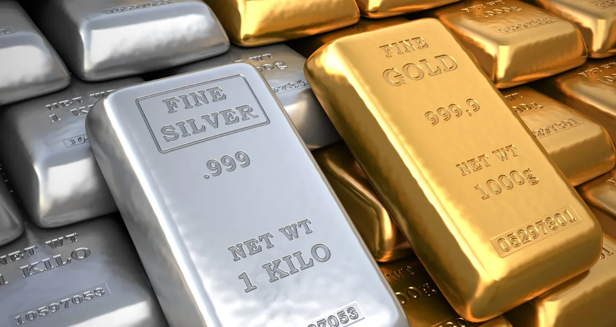 Ouro tem leve queda com pausa em escalada dos Treasuries e à espera de dados de inflação