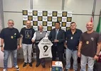 Corinthians recupera camisa de Yuri Alberto furtada no Memorial do clube
