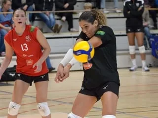 Volley-ball. « Je vais essayer d’unir le groupe » : Nihel El Ghoul sera la capitaine du Quimper Volley 29