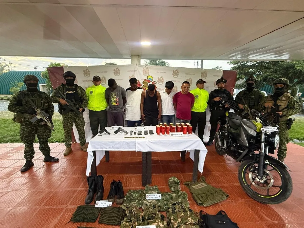 Un operativo en la frontera con Ecuador golpeó al Frente Oliver Sinisterra con la captura de cinco de sus presuntos integrantes