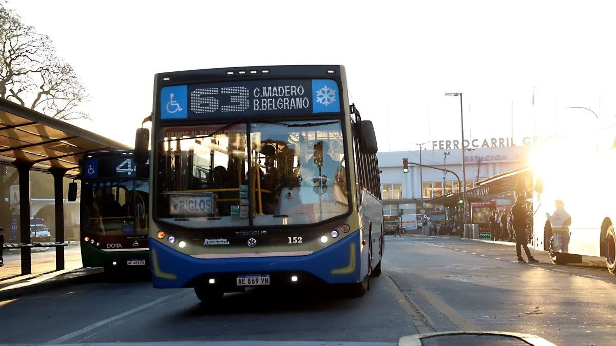 Colectivos del AMBA advirtieron posibles recortes en los servicios: qué le reclaman las empresas al Gobierno