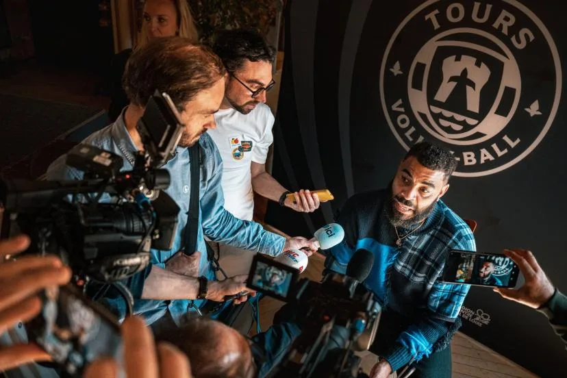 « C'est un super ambassadeur » : de Poitiers à Tourcoing, le retour d'Earvin Ngapeth en France emballe tout le Championnat