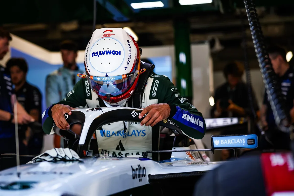 Carlos Sainz, sancionado con tres posiciones, saldrá 20º en la carrera de Madring