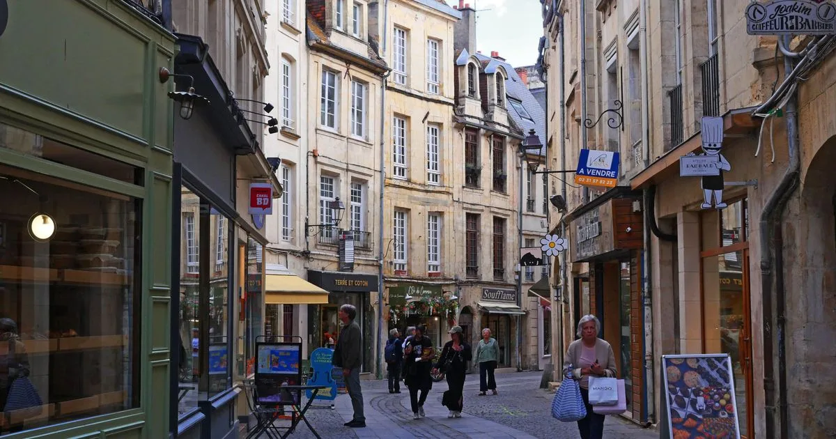 Vous n’y trouverez ni Paris ni Grenoble : le Top-10 des villes qui résistent le mieux à la hausse de la taxe foncière et à la crise immobilière