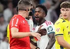 Vinicius Jr. pede desculpas após expulsão contra o Villarreal