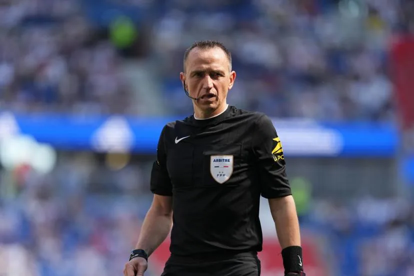 Ruddy Buquet lancera les hostilités : les arbitres pour la première journée de Ligue 1 sont connus