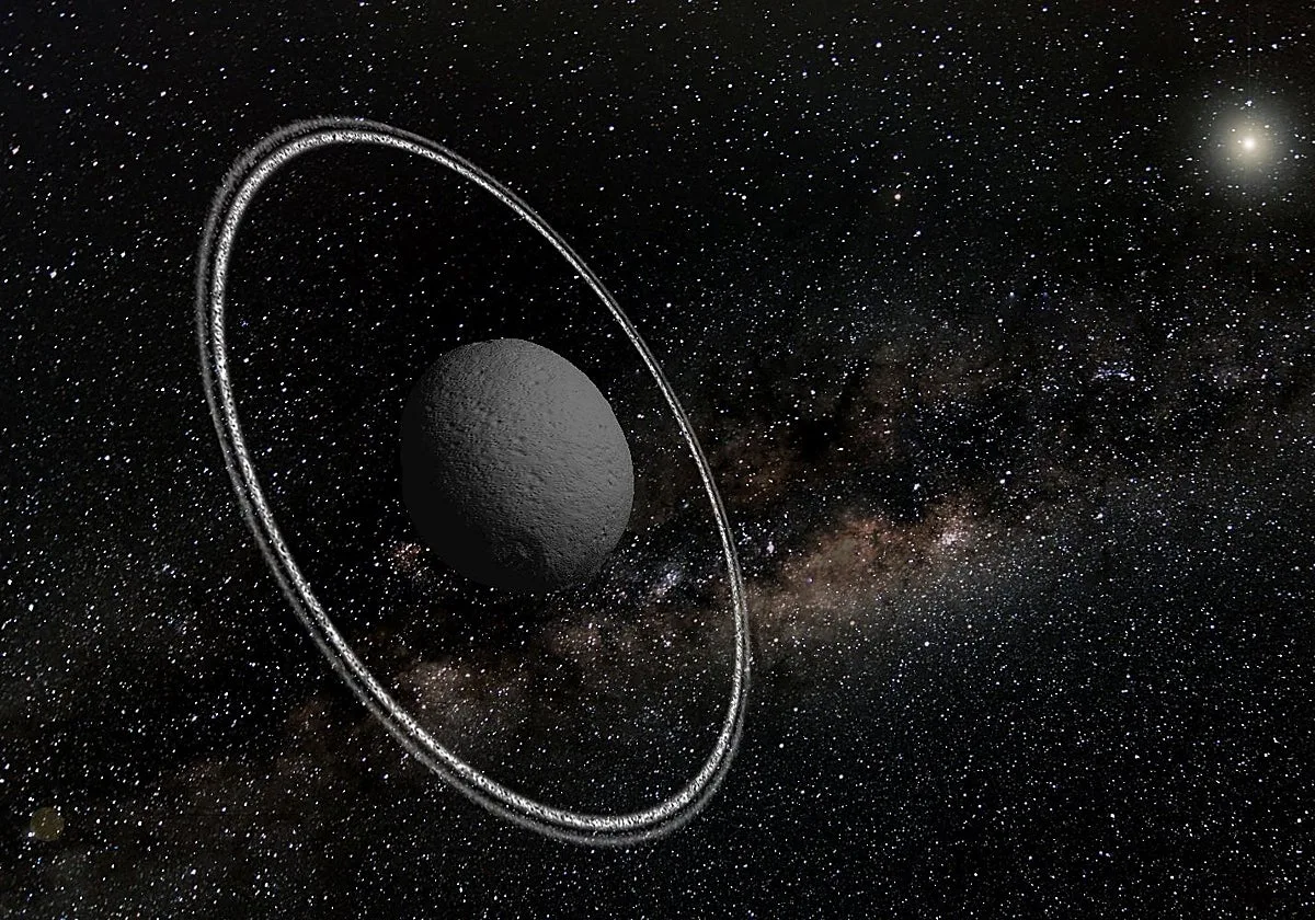 Cariclo, la única roca con anillos del Sistema Solar, podría tener también una luna