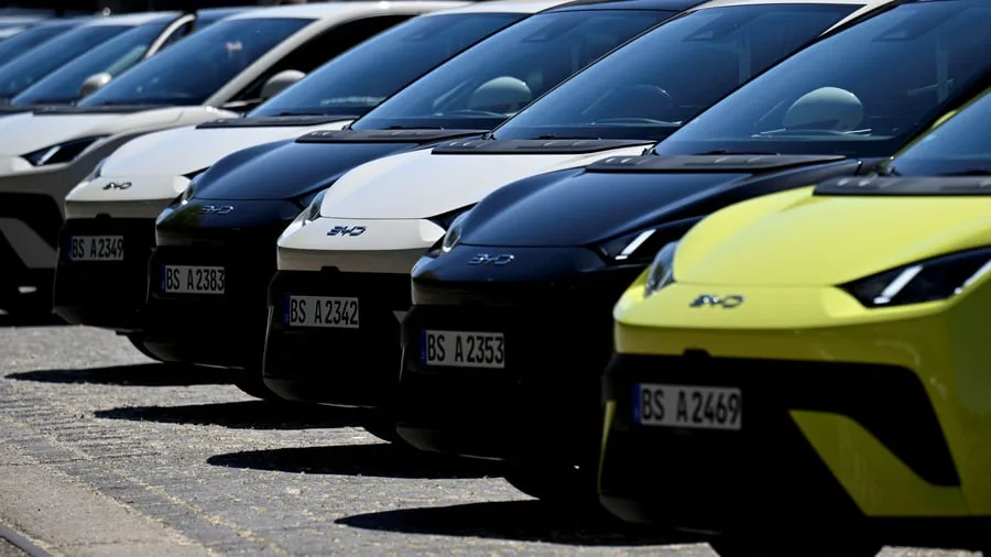 Chinesische Autos: Höhere Exporte bescheren E-Auto-Bauer BYD Gewinnanstieg