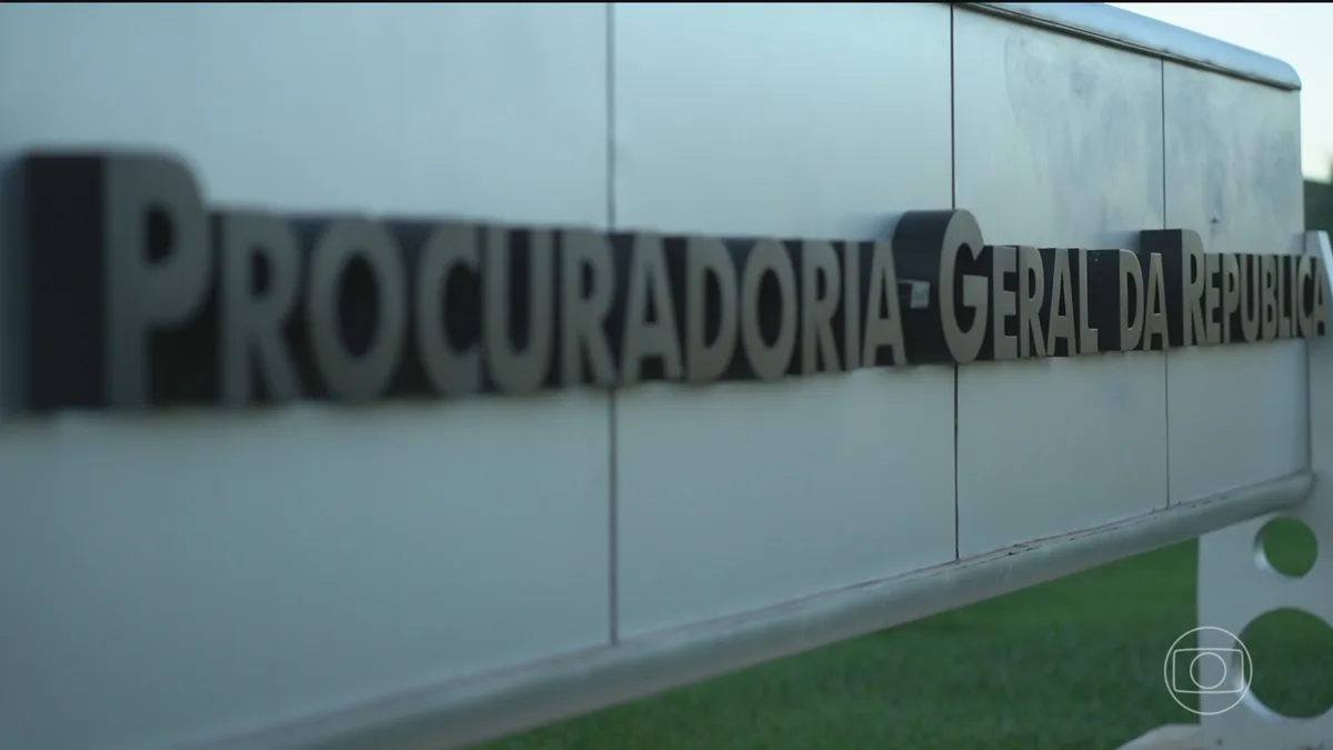 PF pediu a Mendonça há 6 meses relatório financeiro sobre autoridade com foro; PGR quer saber se ministro fez algo