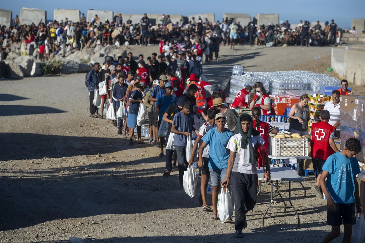 España pide formalmente a Bruselas fondos de emergencia para gestionar la crisis migratoria en Ceuta, 25 días después de la entrada masiva de personas desde Marruecos
