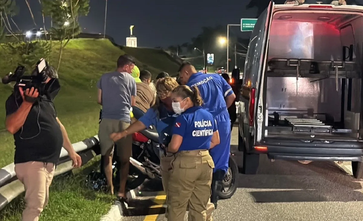 Passageira de moto por aplicativo morre em acidente na avenida Centenário, em Belém