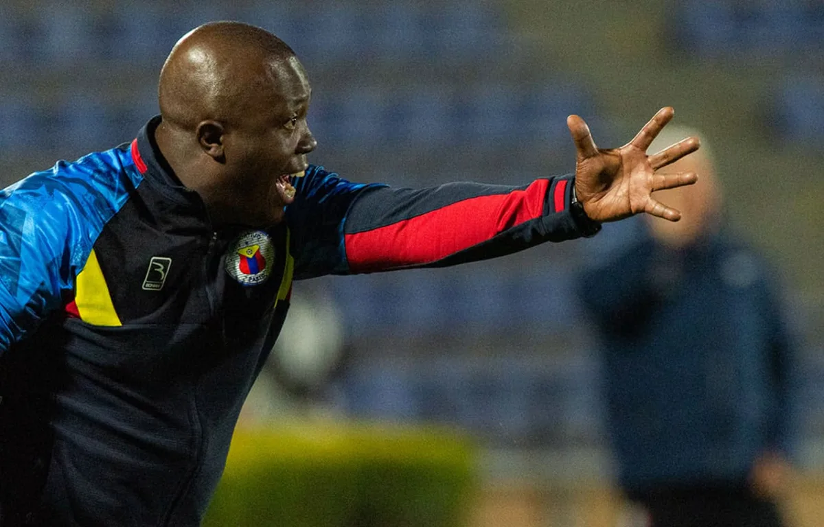 Crisis de técnicos en el fútbol colombiano: van 10 entrenadores que perdieron su trabajo