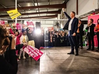 Présidentielle 2027 : Raphaël Glucksmann engrange le soutien des socialistes Carole Delga et Boris Vallaud