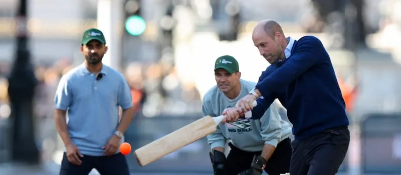 Prince William stops London traffic near Buckingham Palace for cricket