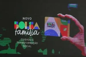 Bolsa Família impulsiona redução histórica do trabalho infantil, aponta IBGE