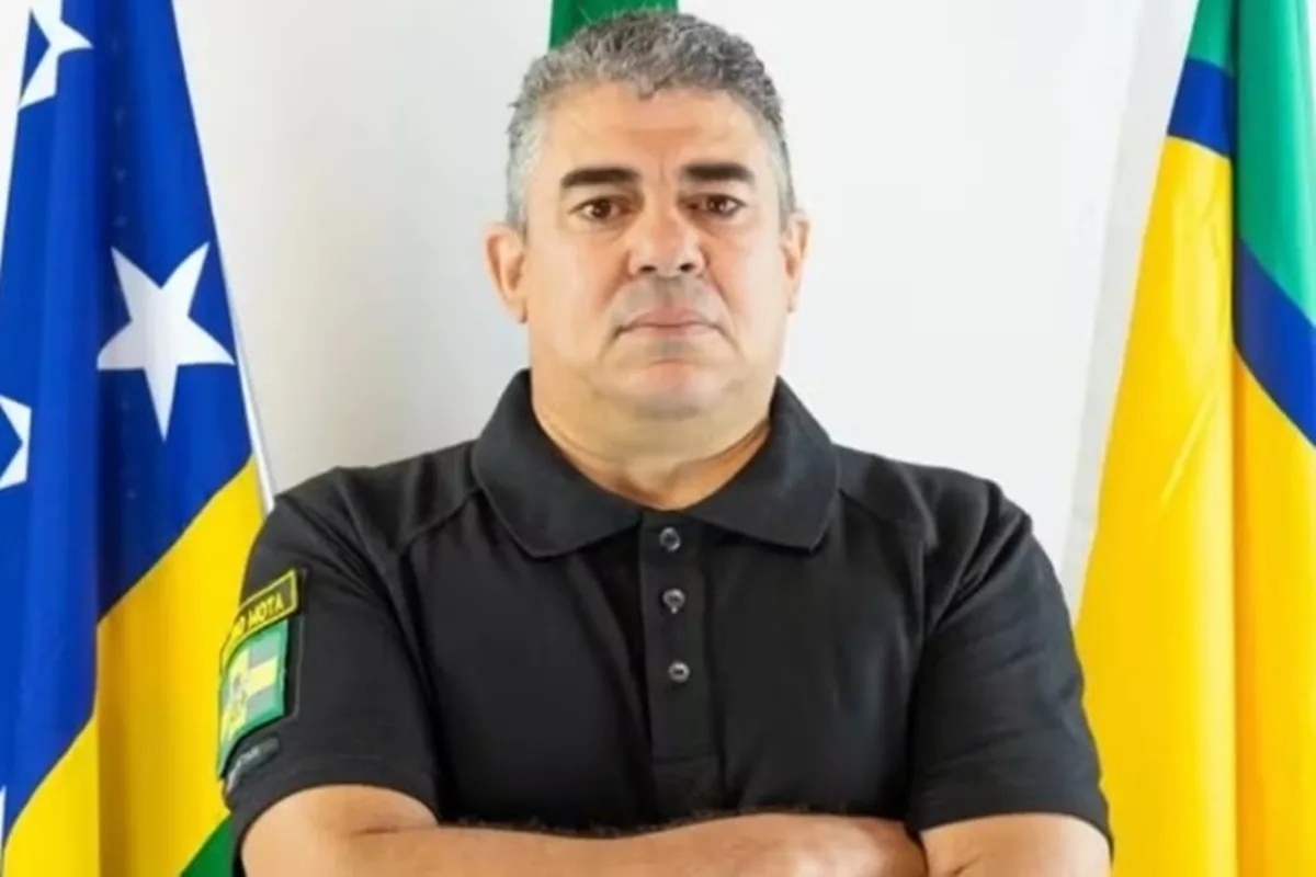 Secretário de prefeitura em GO é afastado por tentar beijar estagiária