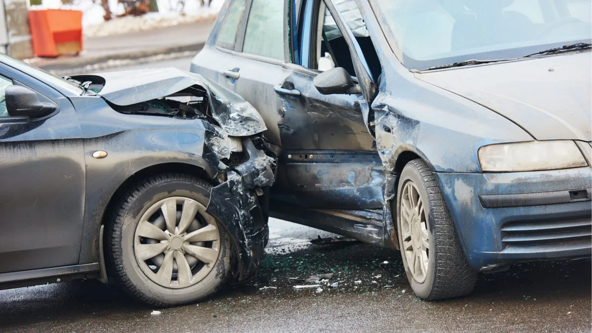 Novo projeto pode obrigar seguradora a oferecer carro reserva a motorista prejudicado em acidente; veículo deverá ser entregue em até 5 dias úteis
