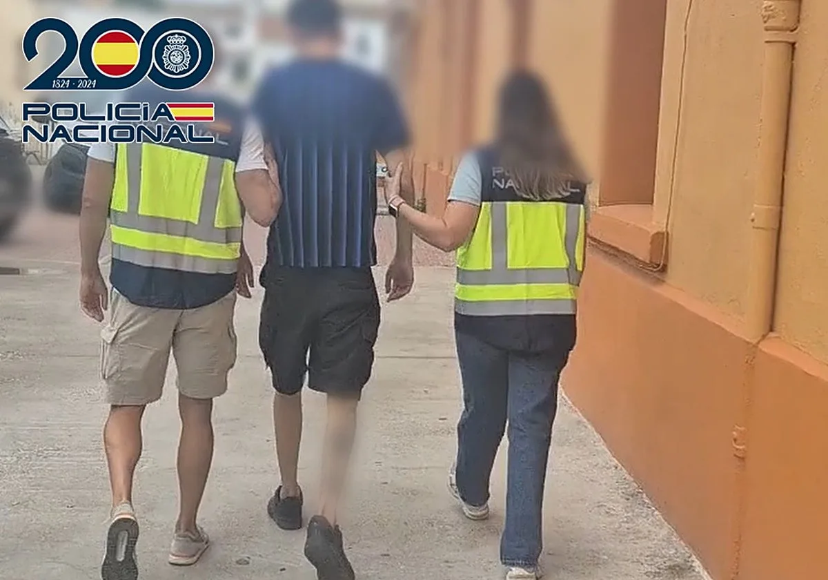 Cuatro detenidos por la batalla campal contra la Policía previa a un partido en Mestalla