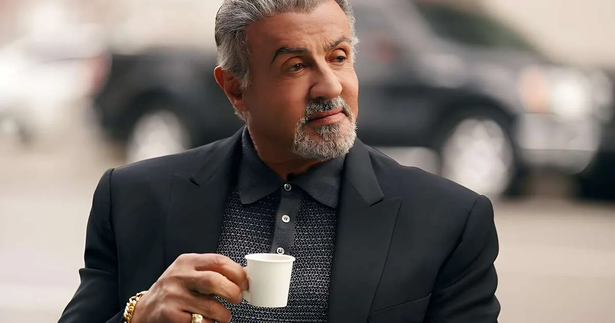 Sylvester Stallone: "sempre rejeitei a frase 'envelheça com dignidade'. Quanto mais velho fico, mais tento abraçar minha criança interior"